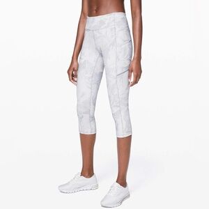 Lululemon Speed Up Crop *21"